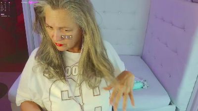 sussyperez live cam on Cam4