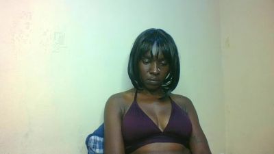 sweet_aaliya live cam on Cam4