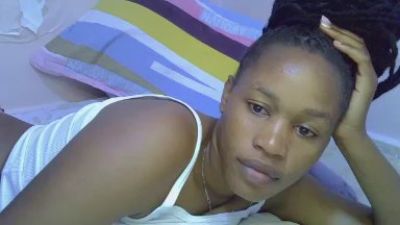 sweet_brown9 live cam on Cam4