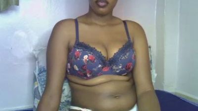 sweet_brown9 live cam on Cam4
