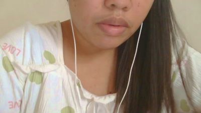 sweet_charm18 live cam on Cam4