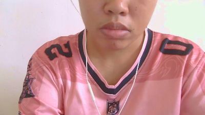 sweet_charm18 live cam on Cam4