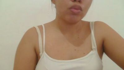 sweet_charm18 live cam on Cam4
