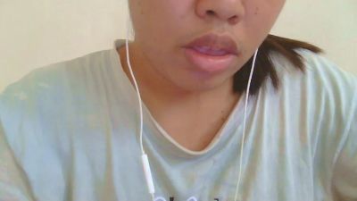 sweet_charm18 live cam on Cam4