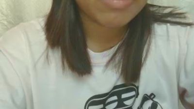 sweet_charm18 live cam on Cam4