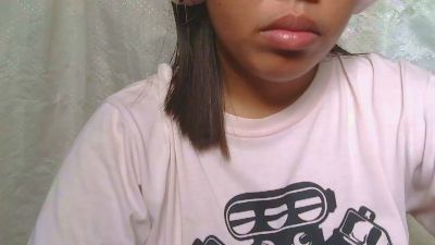 sweet_charm18 live cam on Cam4