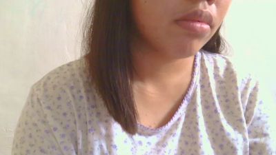 sweet_charm18 live cam on Cam4