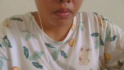 sweet_charm18 live cam on Cam4
