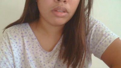 sweet_charm18 live cam on Cam4