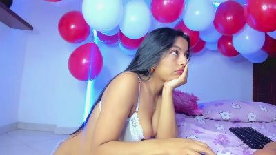 sweet_cinamon live cam on Cam4