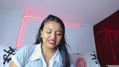 sweet_cinamon live cam on Cam4