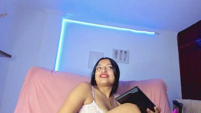 sweet_cinamon live cam on Cam4