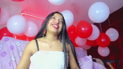 sweet_cinamon live cam on Cam4