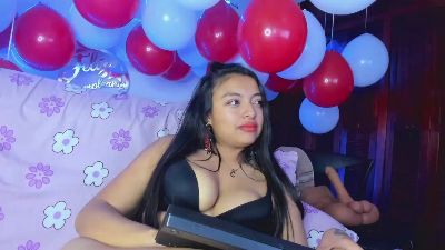sweet_cinamon live cam on Cam4