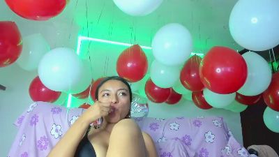 sweet_cinamon live cam on Cam4