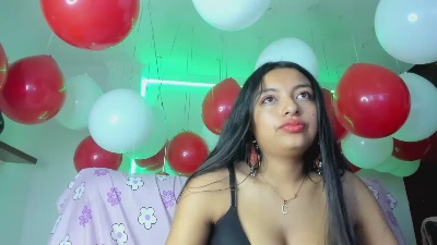 sweet_cinamon live cam on Cam4
