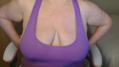 sweet_curvy live cam on Cam4