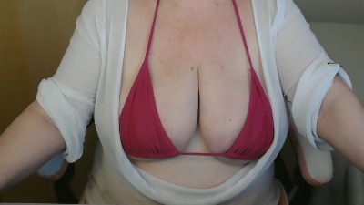 sweet_curvy live cam on Cam4