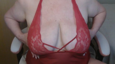 sweet_curvy live cam on Cam4