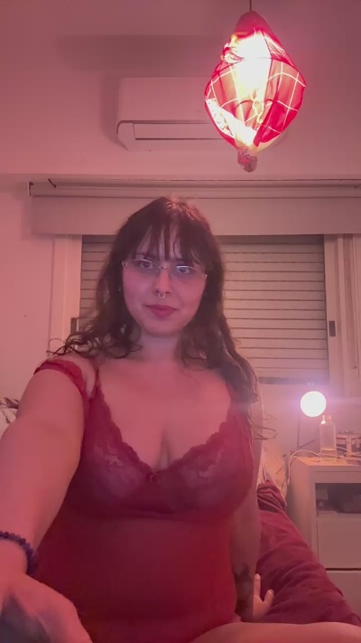 sweet_cute_rina live cam on Cam4