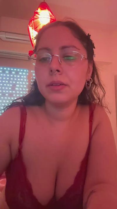 sweet_cute_rina live cam on Cam4