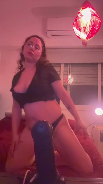 sweet_cute_rina live cam on Cam4