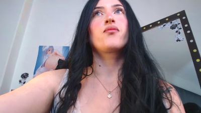 sweet_evelyn19 live cam on Cam4
