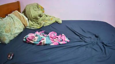 sweet_shantel live cam on Cam4
