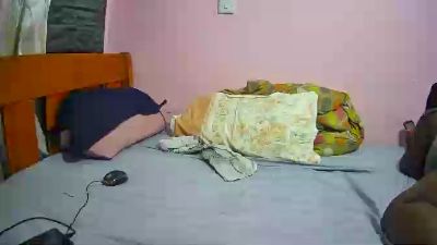 sweet_shantel live cam on Cam4