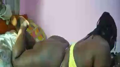 sweet_shantel live cam on Cam4