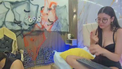 sweetauracouple live cam on Cam4