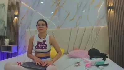 sweetauracouple live cam on Cam4