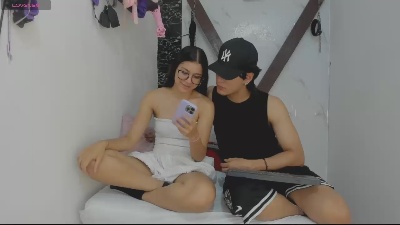 sweetauracouple live cam on Cam4
