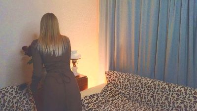 sweetblonde5 live cam on Cam4