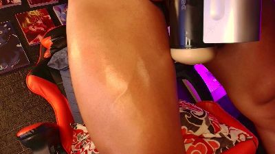 sweetcharlottee live cam on Cam4