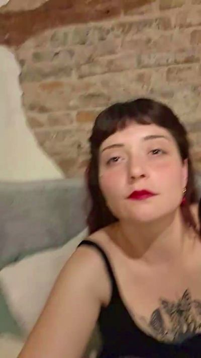 sweetcloe4you live cam on Cam4