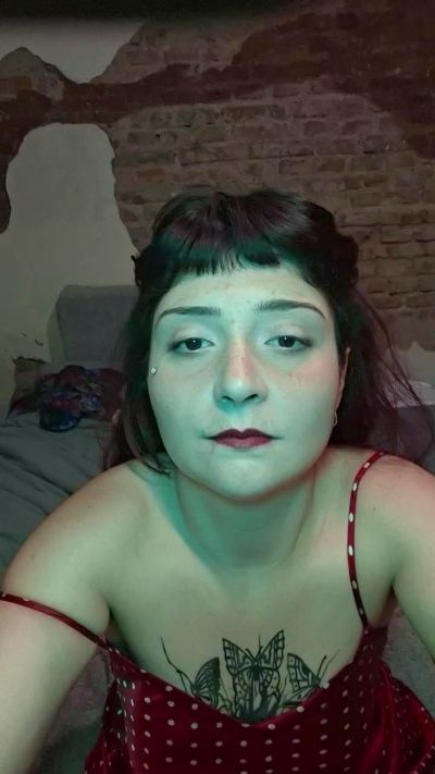 sweetcloe4you live cam on Cam4