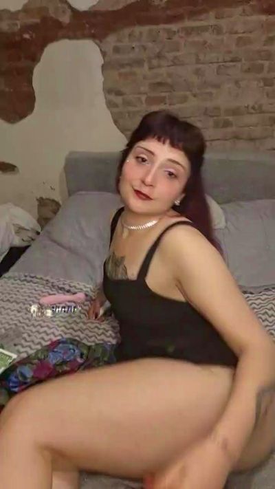 sweetcloe4you live cam on Cam4