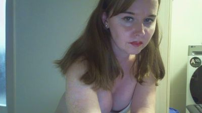 sweetdolly20 live cam on Cam4