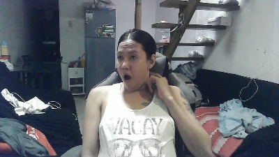 sweetgirl37 live cam on Cam4