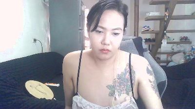 sweetgirl37 live cam on Cam4