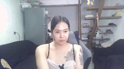 sweetgirl37 live cam on Cam4