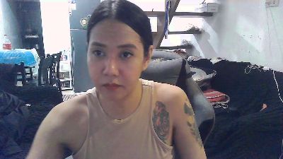 sweetgirl37 live cam on Cam4