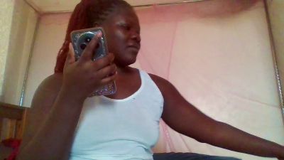 sweetgyalhot live cam on Cam4