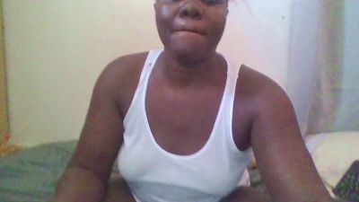 sweetgyalhot live cam on Cam4