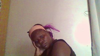 sweetgyalhot live cam on Cam4