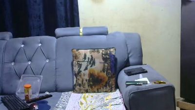 sweetjune1 live cam on Cam4