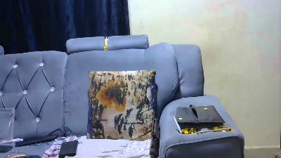 sweetjune1 live cam on Cam4