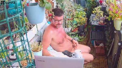 sweetnude83 live cam on Cam4