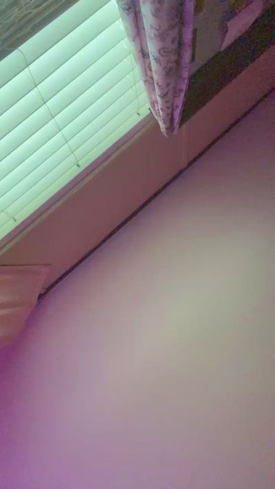 sweettightsara live cam on Cam4
